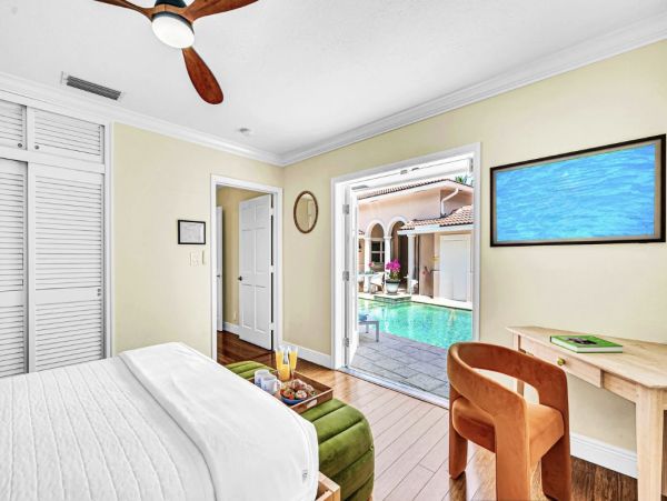Fort Lauderdale Vacation Rental - Courtyard Pool Home Near Beach